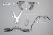 Uloen motoru, stojan, stupacky a pedl brzdy S 51 Enduro